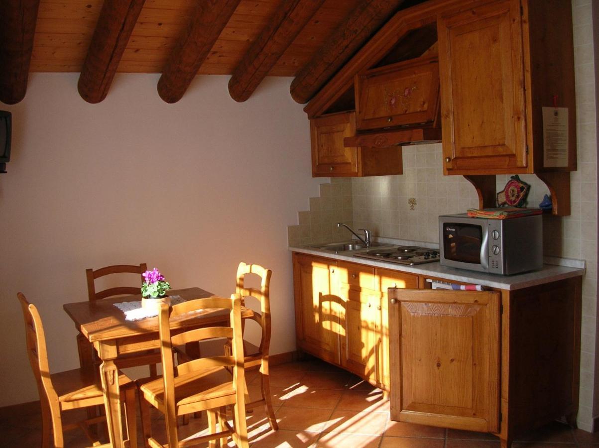 Residence Oberteil Gressoney-la-Trinité Rom bilde